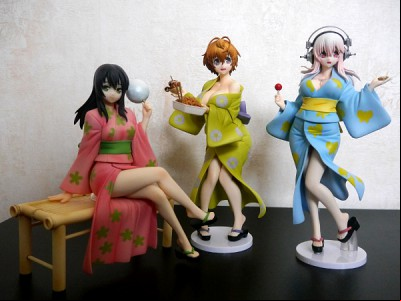 Figurines